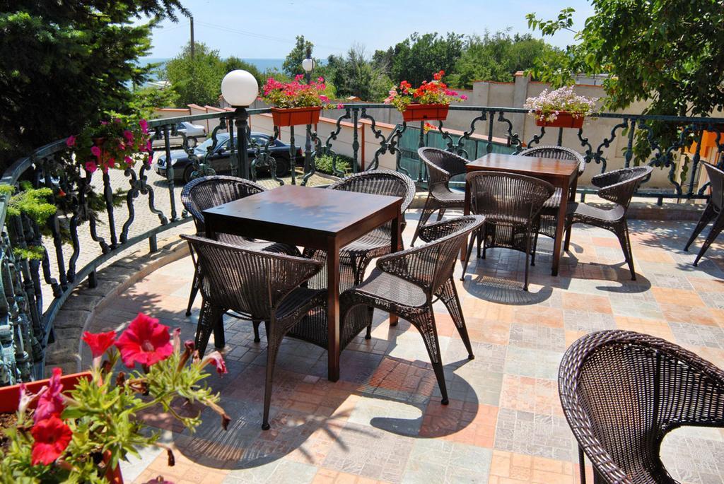 Briz 2 Hotel Варна Екстер'єр фото
